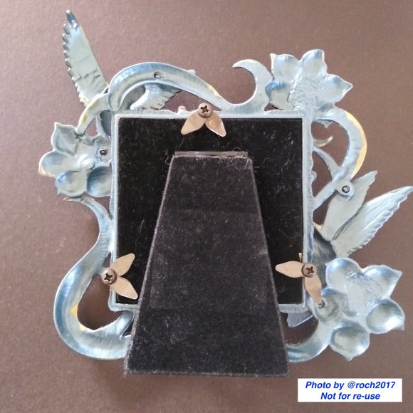 Hummingbird Enamel and Crystal Photo Frame - Picture 2 of 7
